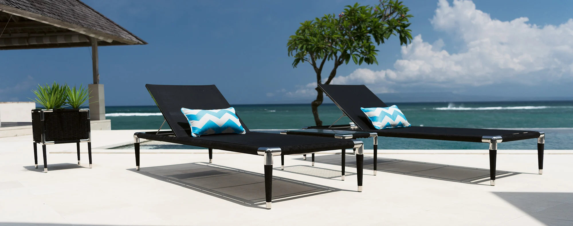 Marina loungers