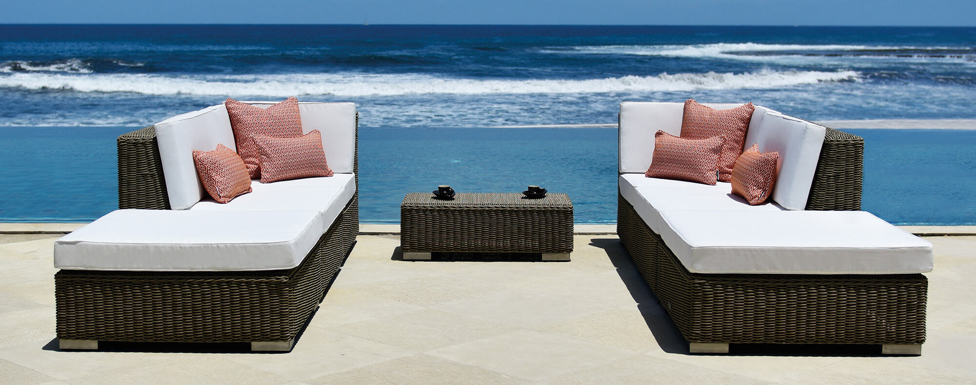 Nautilus modular sofa set and coffee table