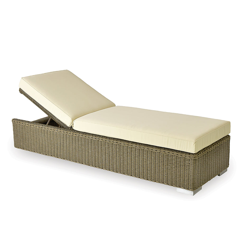 Nautilus Lounger