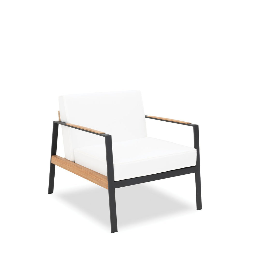 California Armchair with white cushions