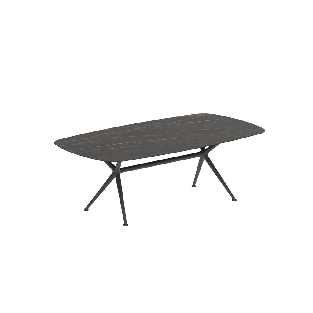 EXES Oval Tables