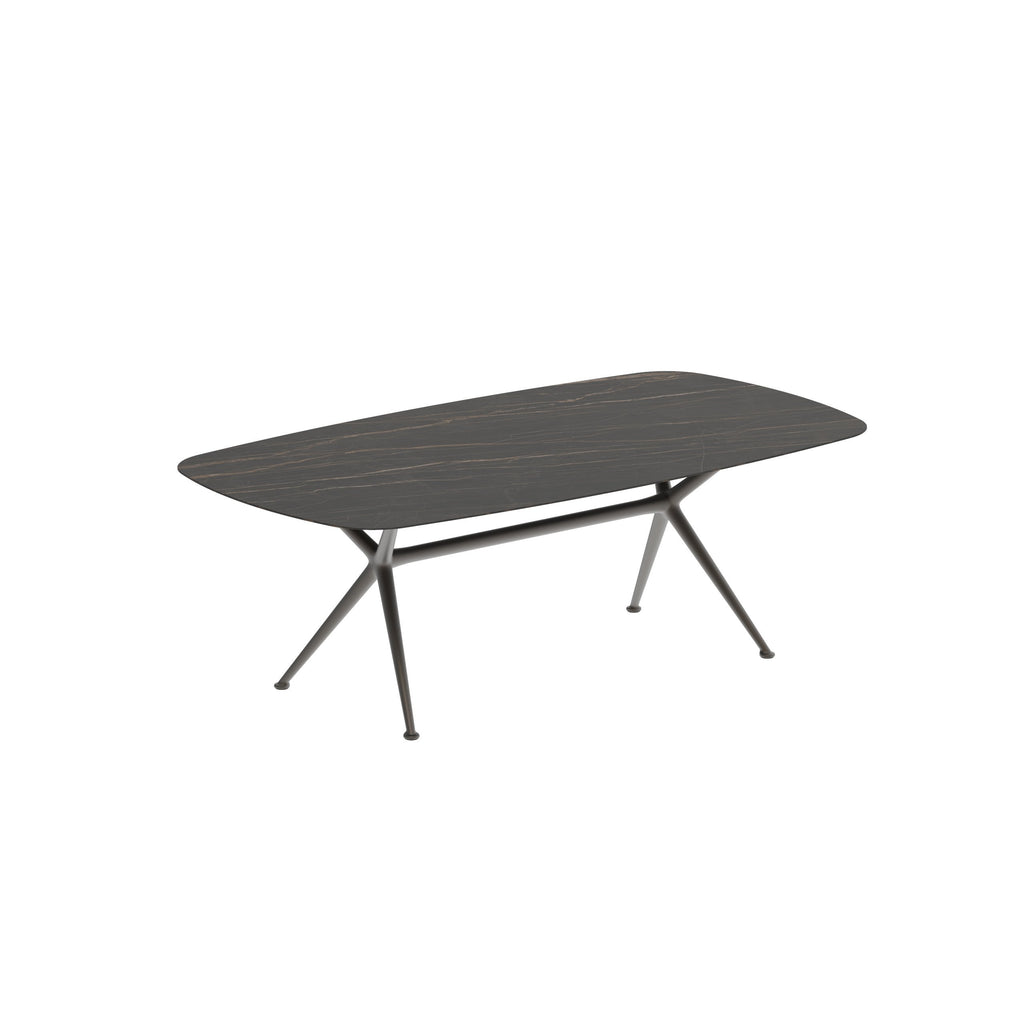 EXES Oval Tables