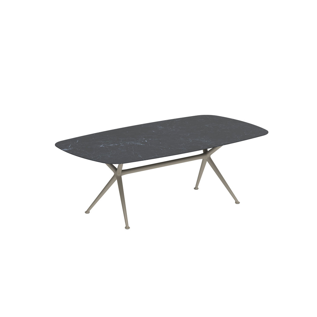 EXES Oval Tables
