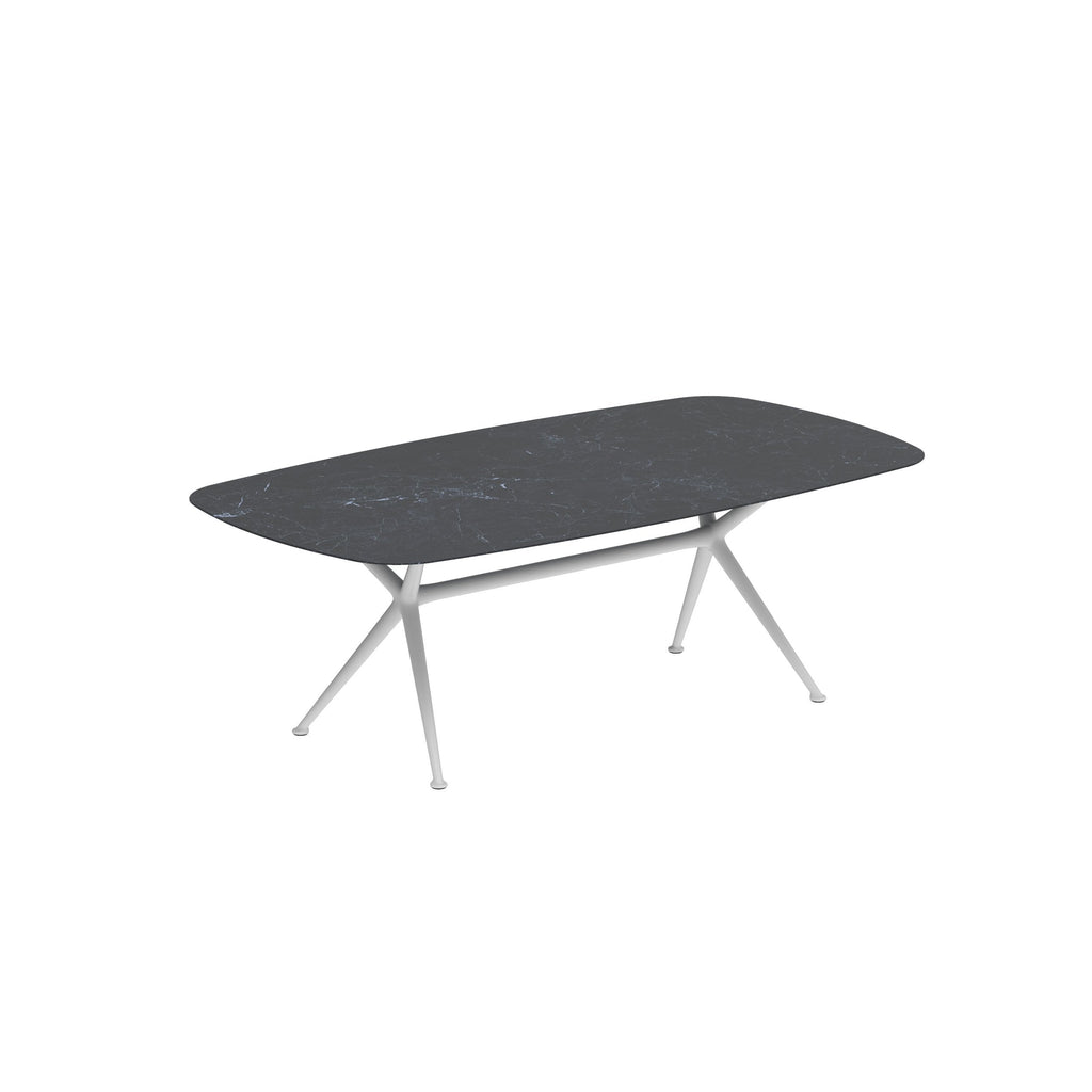 EXES Oval Tables