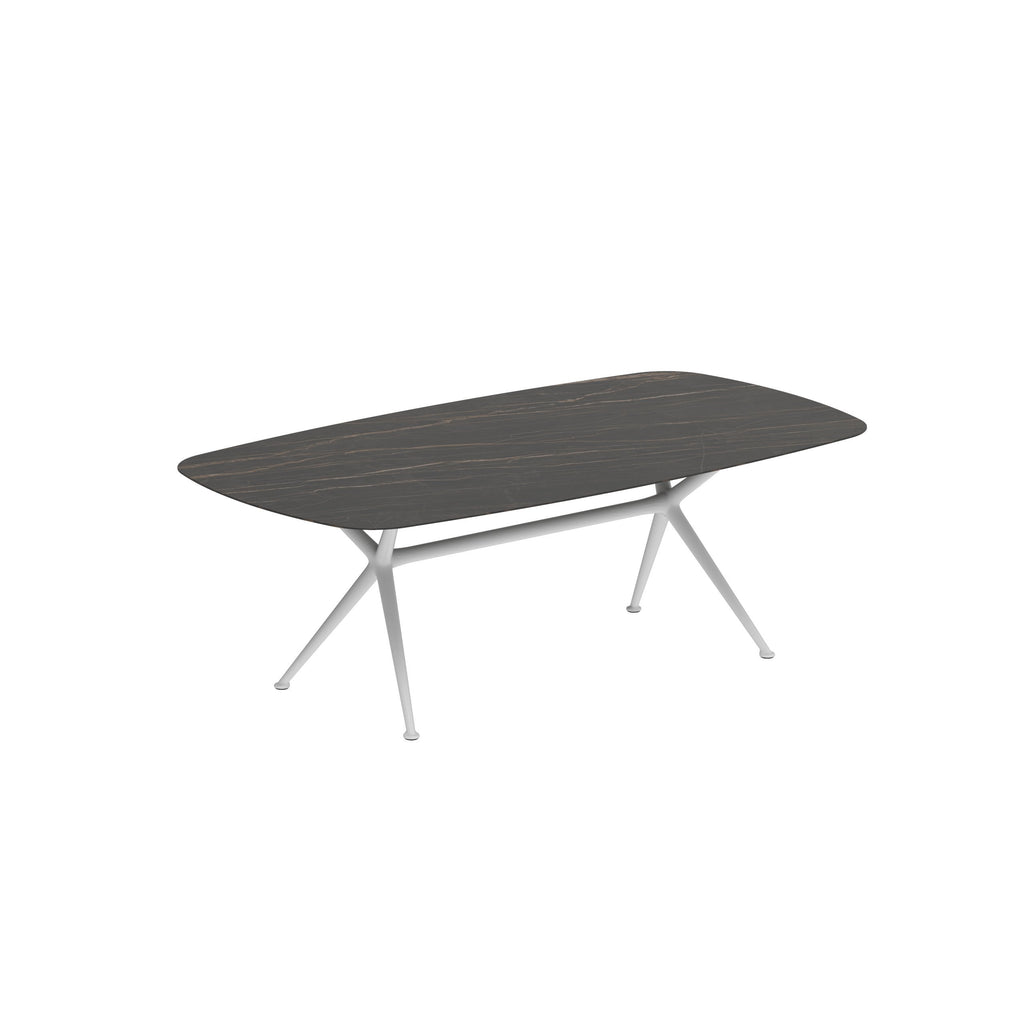 EXES Oval Tables