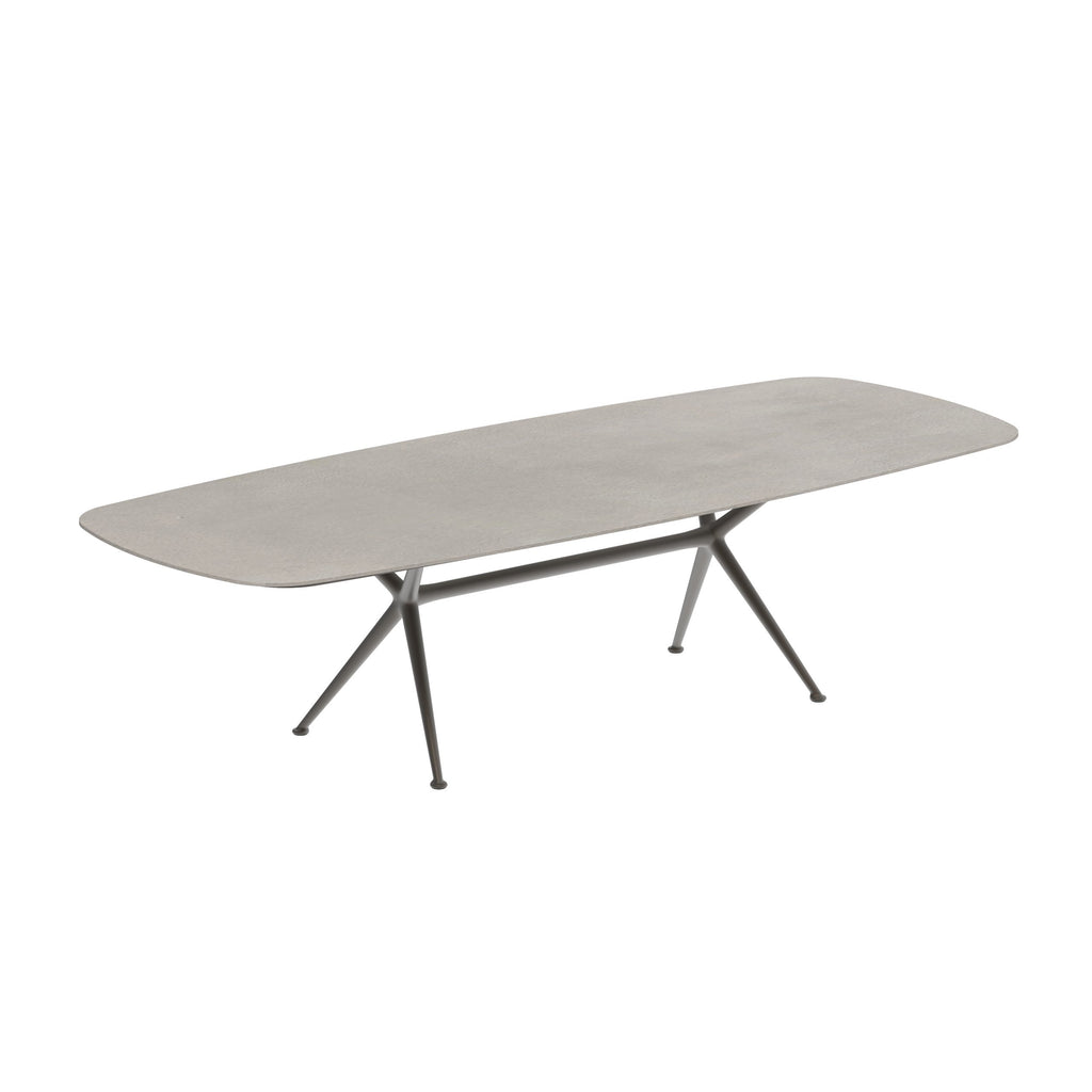 EXES Oval Tables