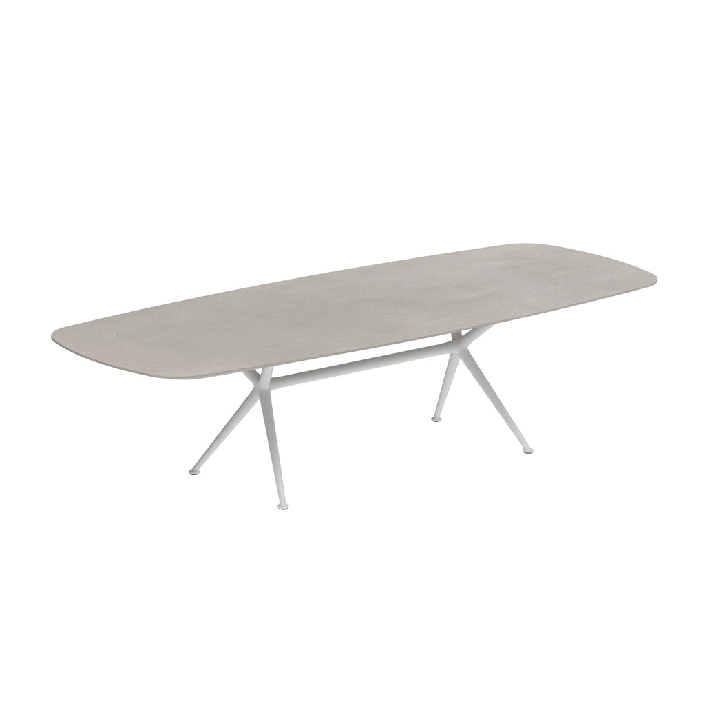 EXES Oval Tables
