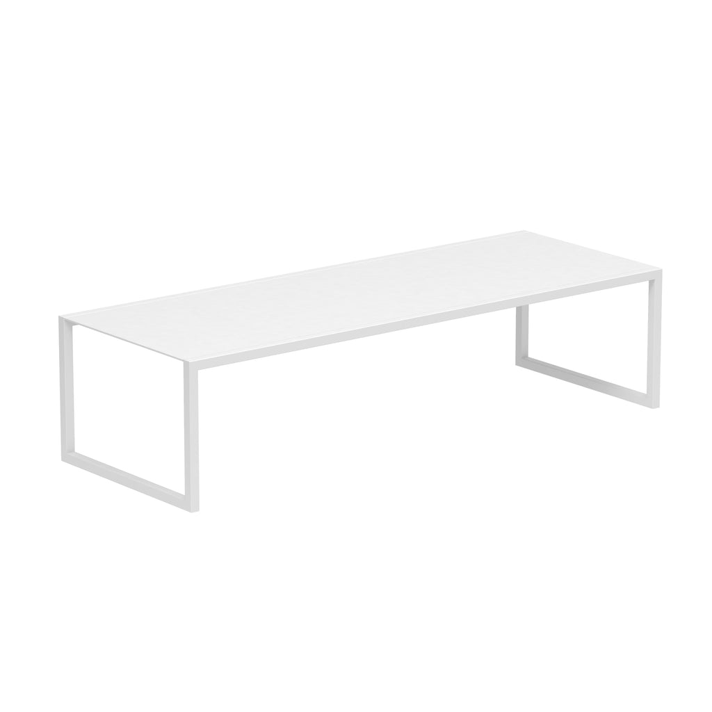 Ninix Powder-coated Dining Tables