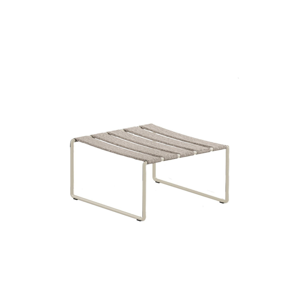 Strappy footrest