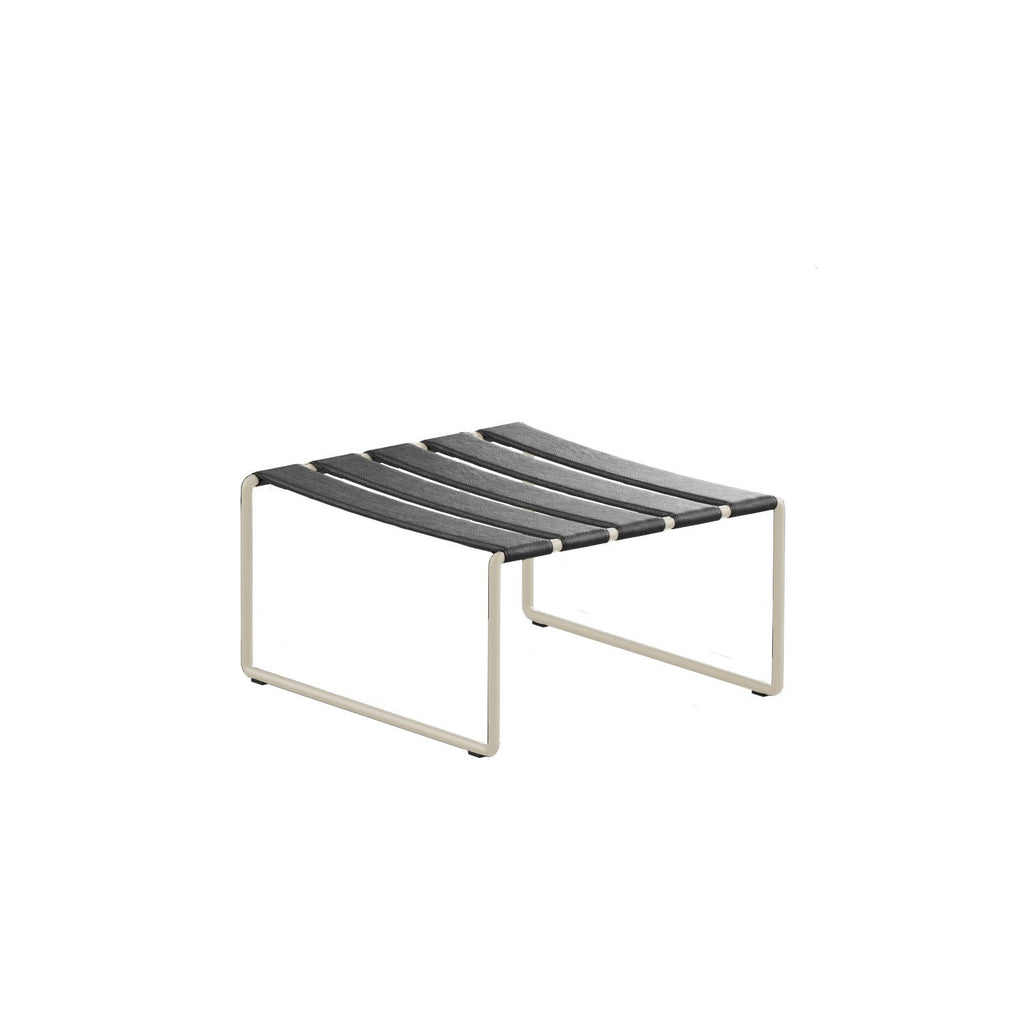 Strappy footrest in black
