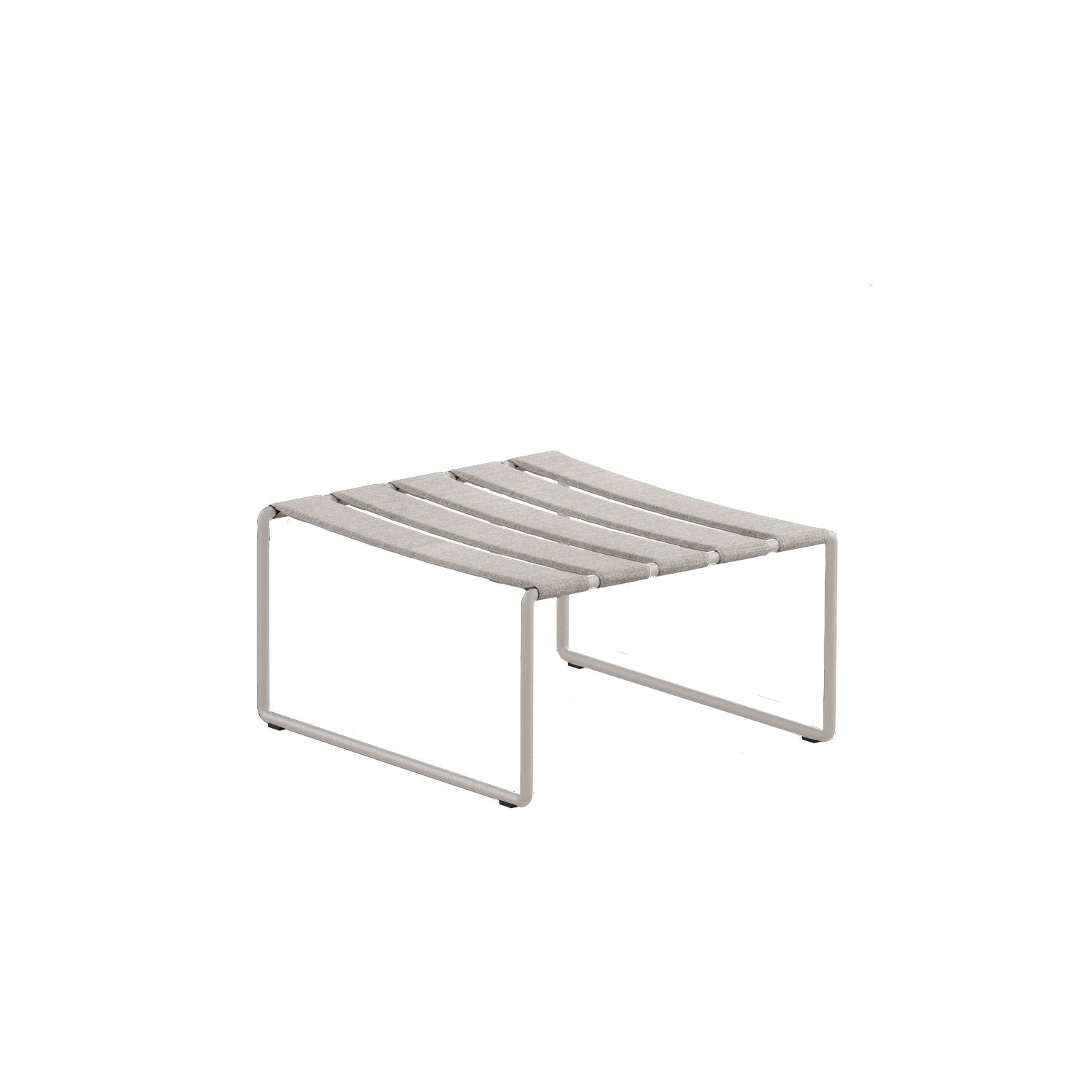 Strappy footrest in mushroom frame